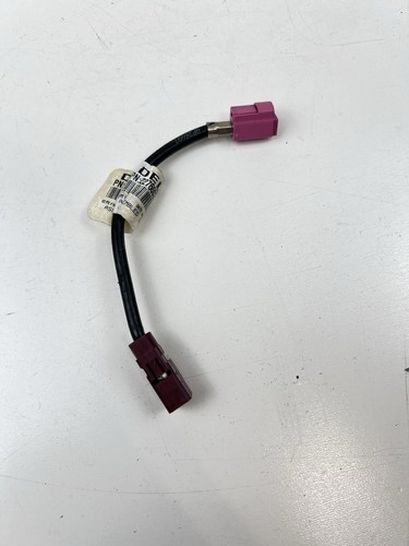Splitter Vehicle Navigation Imput Cable Only Fits: BuickCadillac Chevrolet & GMC