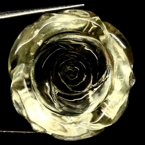 Citrine taillée en rose de 63,32Cts pour sublimer vos tenues de soirée et grands événements