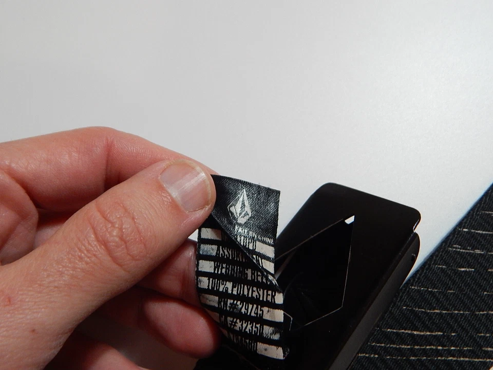 vintage volcom skateboards webbing belt - Image 4 of 4