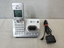 AT T Cordless Phone Answering Machine and Handset El52203