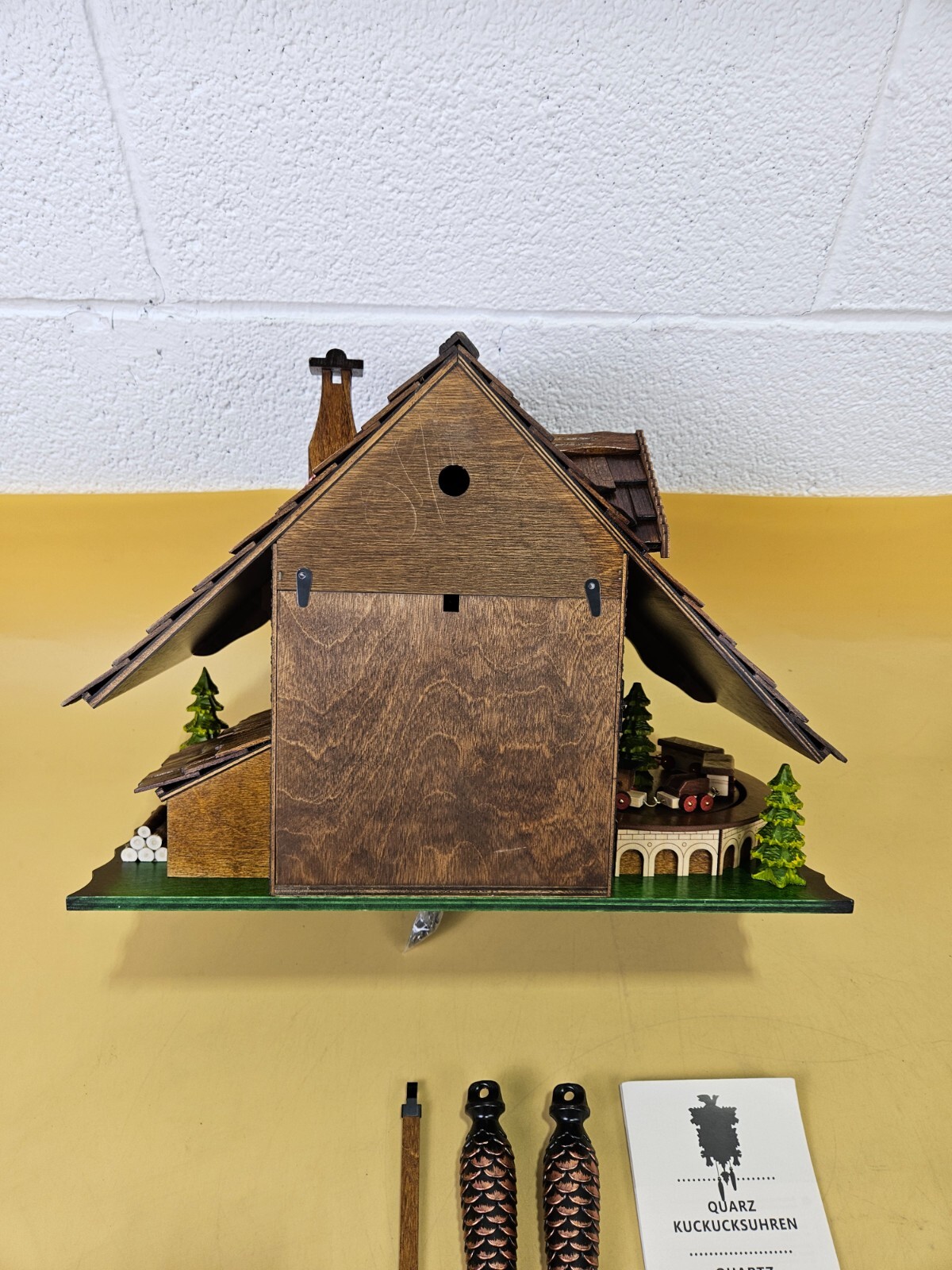 Quartz Cuckoo Clock Black Forest House with Moving Train and Music EN