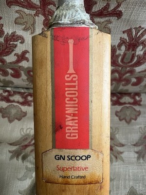 Vintage grau Nicolls GN Scoop handgefertigter Cricketschläger der Superlative