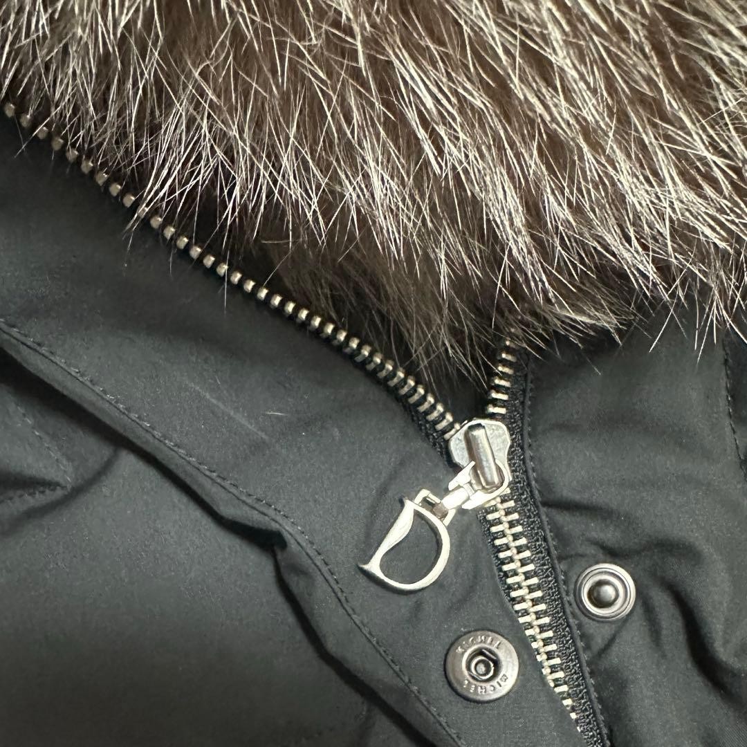 Excellent condition Dharma collection silver fox … - image 4