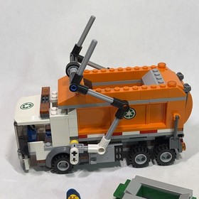 LEGO CITY: Garbage Truck (60118) - Missing Pieces