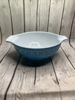 Vintage Pyrex Snowflake Garland 4 QT Cinderella Mixing Bowl Blue White