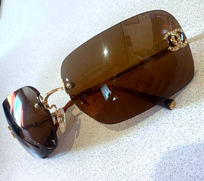 CHANEL シャネル サングラス 4017 廃盤品　レア CHANEL 4017-D Rhinestone Sunglasses Rimless Pink Gradient Vintage