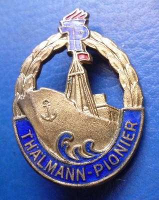 Junge Pioniere, Verdienstabzeichen zum Bau des Schiffes ''Thälmann-Pionier''