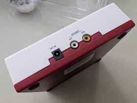 Neo Fami Famicom Compatible Console Boxed 2 Controllers AV Cable Tested