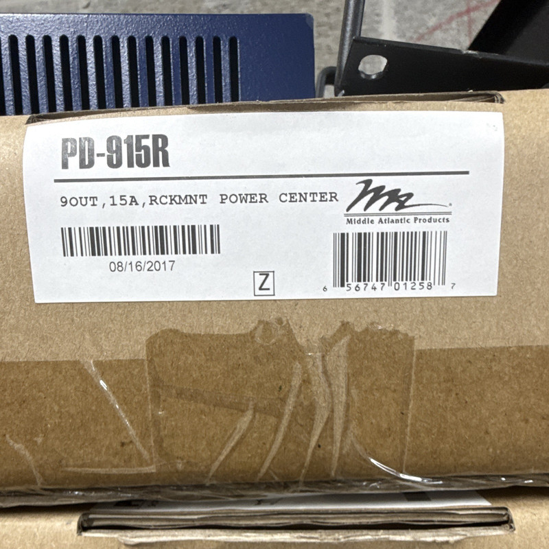 Middle Atlantic Products PD-915R Rackmount Power Panel 9 Outlets 120V 15A