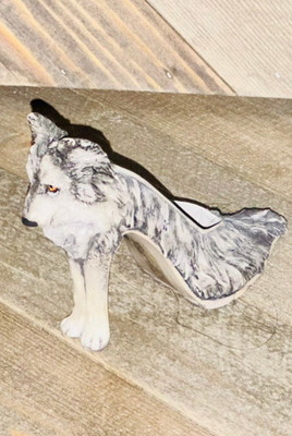 Just The Right Shoe Collection By Raine Lone Wolf Figurine