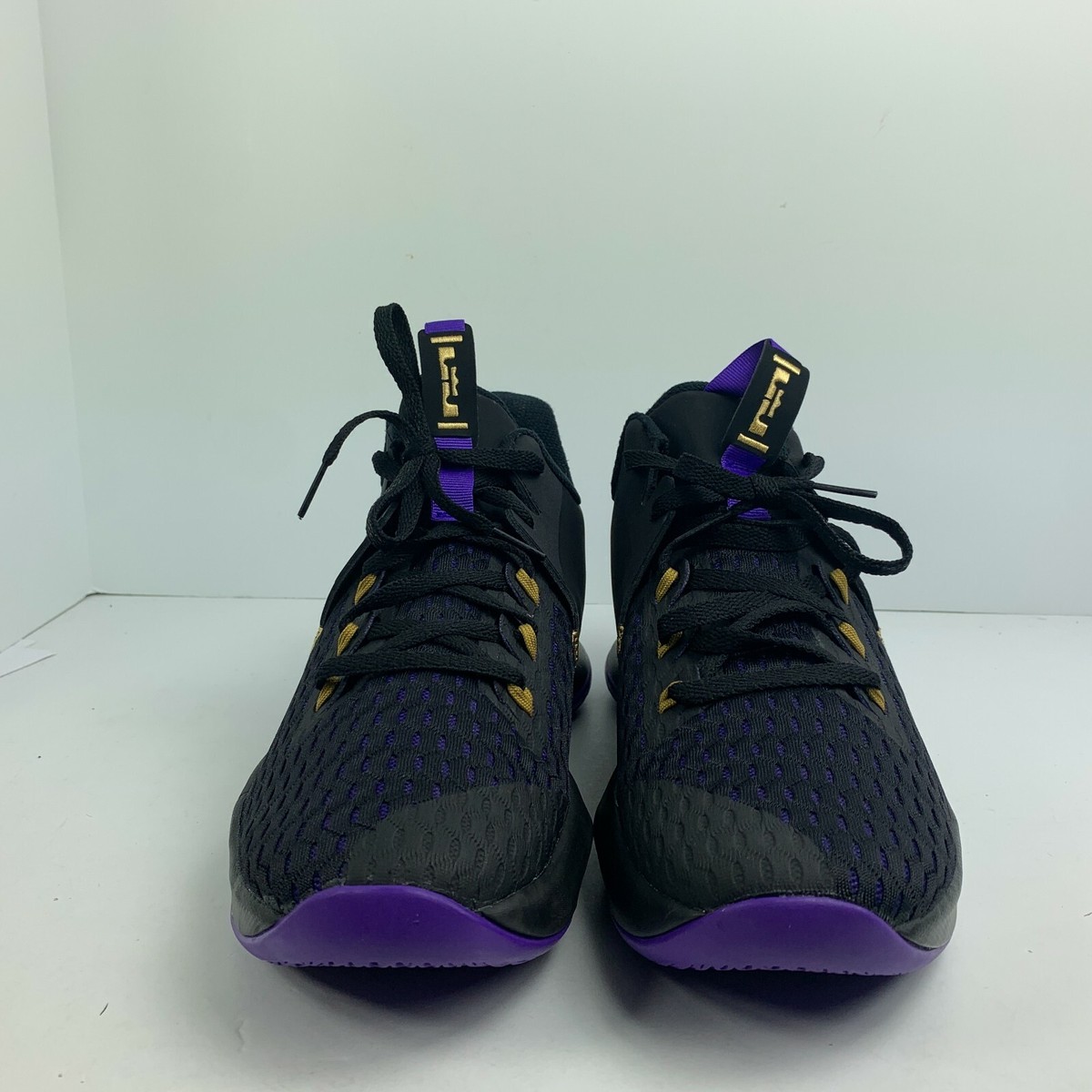 Nike LeBron Witness V Men's Basketball Shoes Sz 10 Black/Purple CQ9380 003  NEW