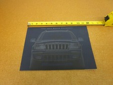 2002 Jeep Grand Cherokee Limited Overland Sales Brochure 32 Pg Original