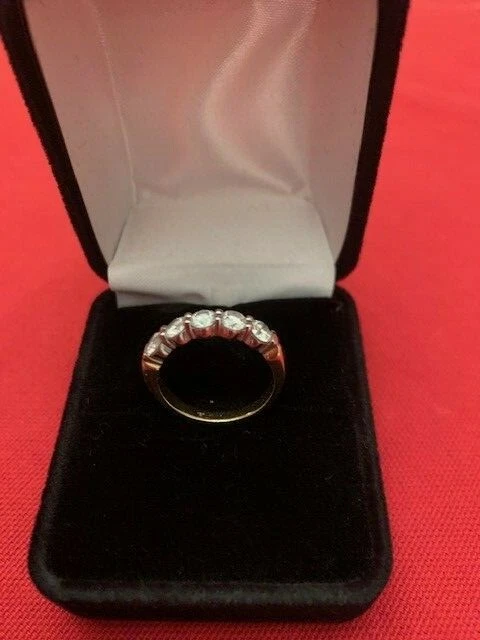 18K/Platinum Diamond Band with 5 Diamonds T.W. 1 CT - Image 4 of 4