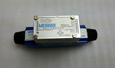 VICKERS DG4V-3-2N-M-W-B-9-40 DIRECTIONAL CONTROL VALVE, DG4V32NMWB940, NOS