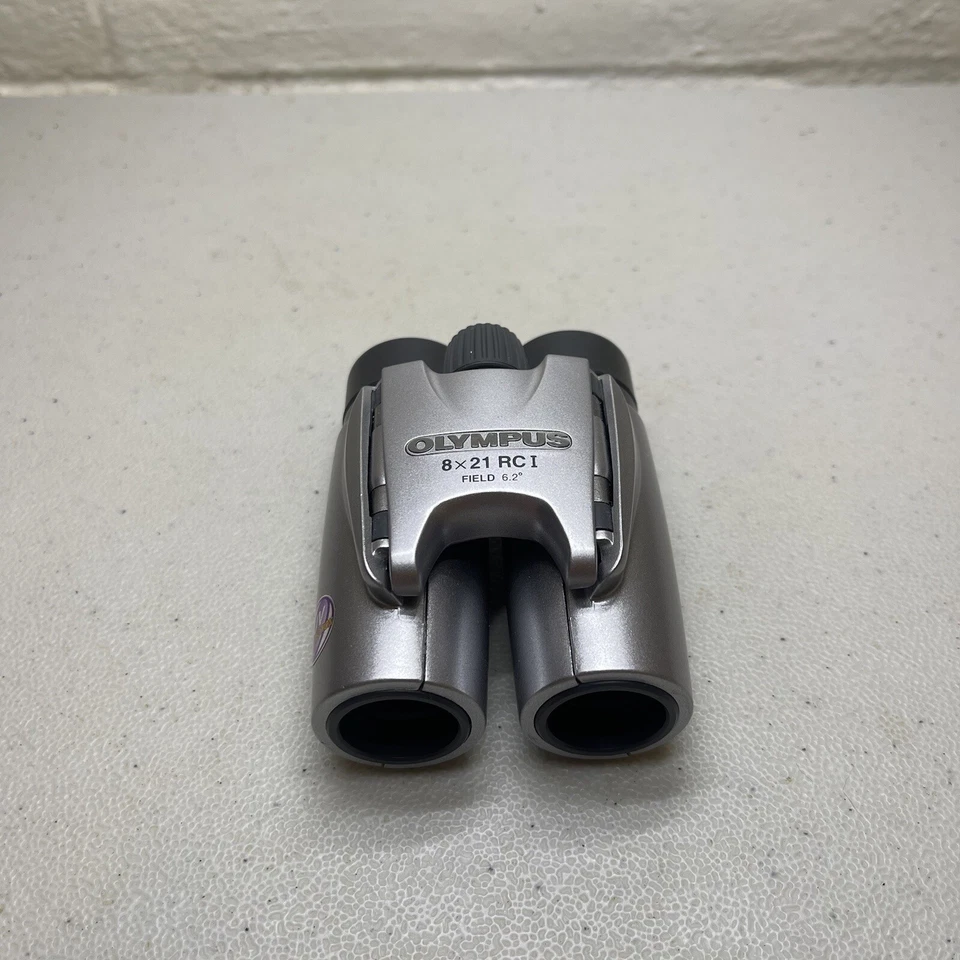 Olympus 8x21 RC I Compact Binoculars Field 6.2 UV Protection - Silver - Image 3 of 4