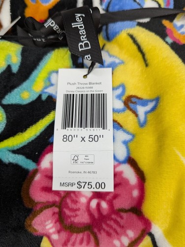 Vera Bradley X Disney Classics on the Green 80" x 50" Soft Fleece Throw Sold Out - Picture 4 of 8