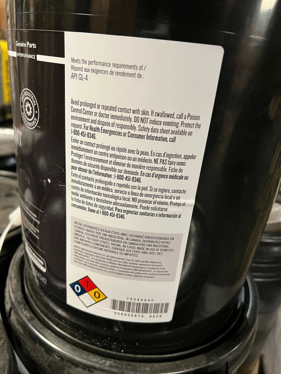 CNH Premium Transaxle Oil - SAE 20W-40 - MAT 3515-A - 5 Gal./18.92