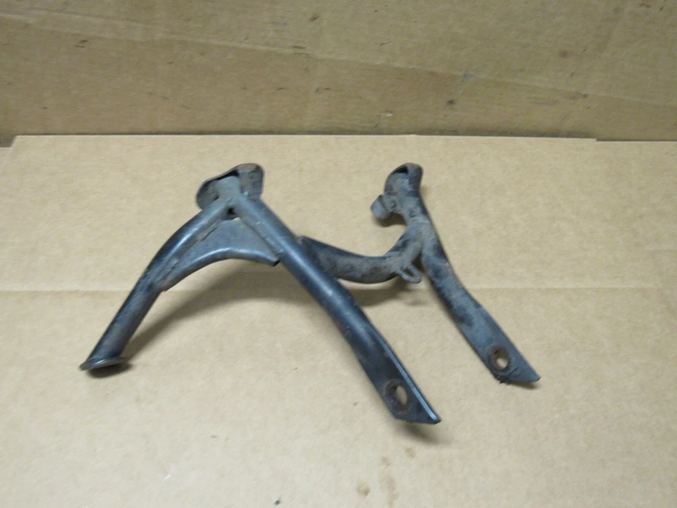 Yamaha Virago XV1100 1999 soporte central principal 42X-27111-00-R4 Foto 3 de 4