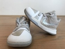 Nike Infant Toddler Shoes Kyrie 3 Sneakers 869984-103 White Size 6C