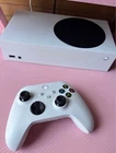Xbox Series S console + Controller
