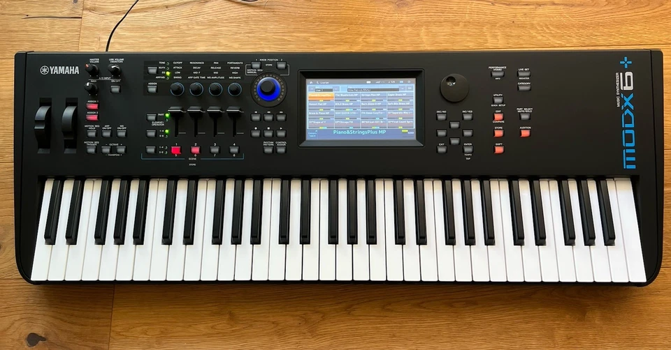 Yamaha MODX6+ Synthesizer Keyboard - 61 Tasten - neuwertig/ OVP - Bild 2 von 4