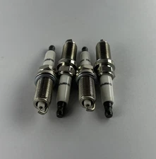 Champion CSP-9055 9055 REC12WMPB5 Iridium Spark Plugs Pack of 4 thumbnail 2