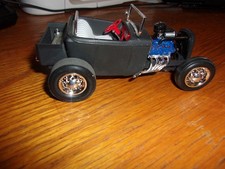 ROADSTER  BUILT  MODEL KIT