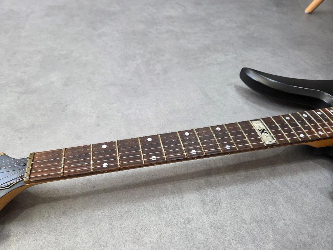 Electric Guitar Burny Mockingbird MG-125S 1993 Hide Model