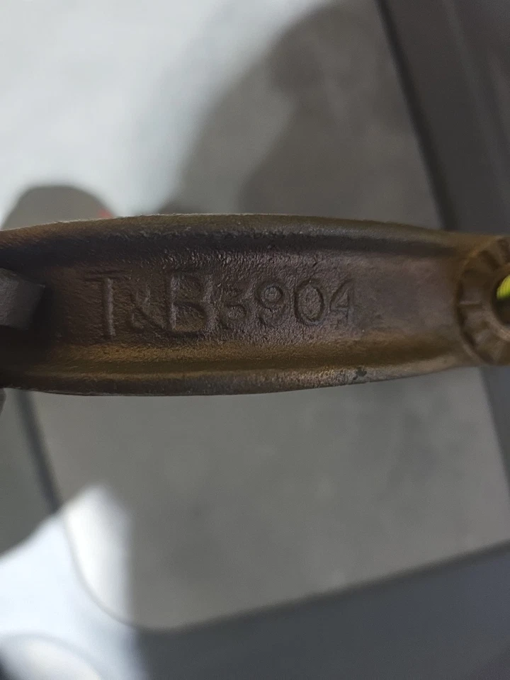 3904 THOMAS & BETTS NUEVO OTRO #4 - 4/0 -AWG TUBO DE AGUA ABRAZADERA DE TIERRA NUEVO OTRO Foto 4 de 4