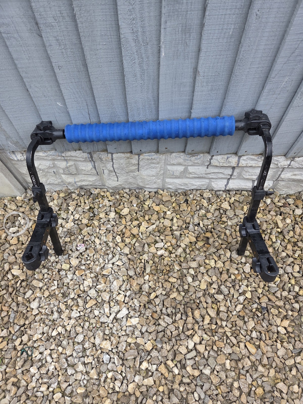preston innovations Fishing Seat Box Front Pole Rest Bump Bar Carp Coarse