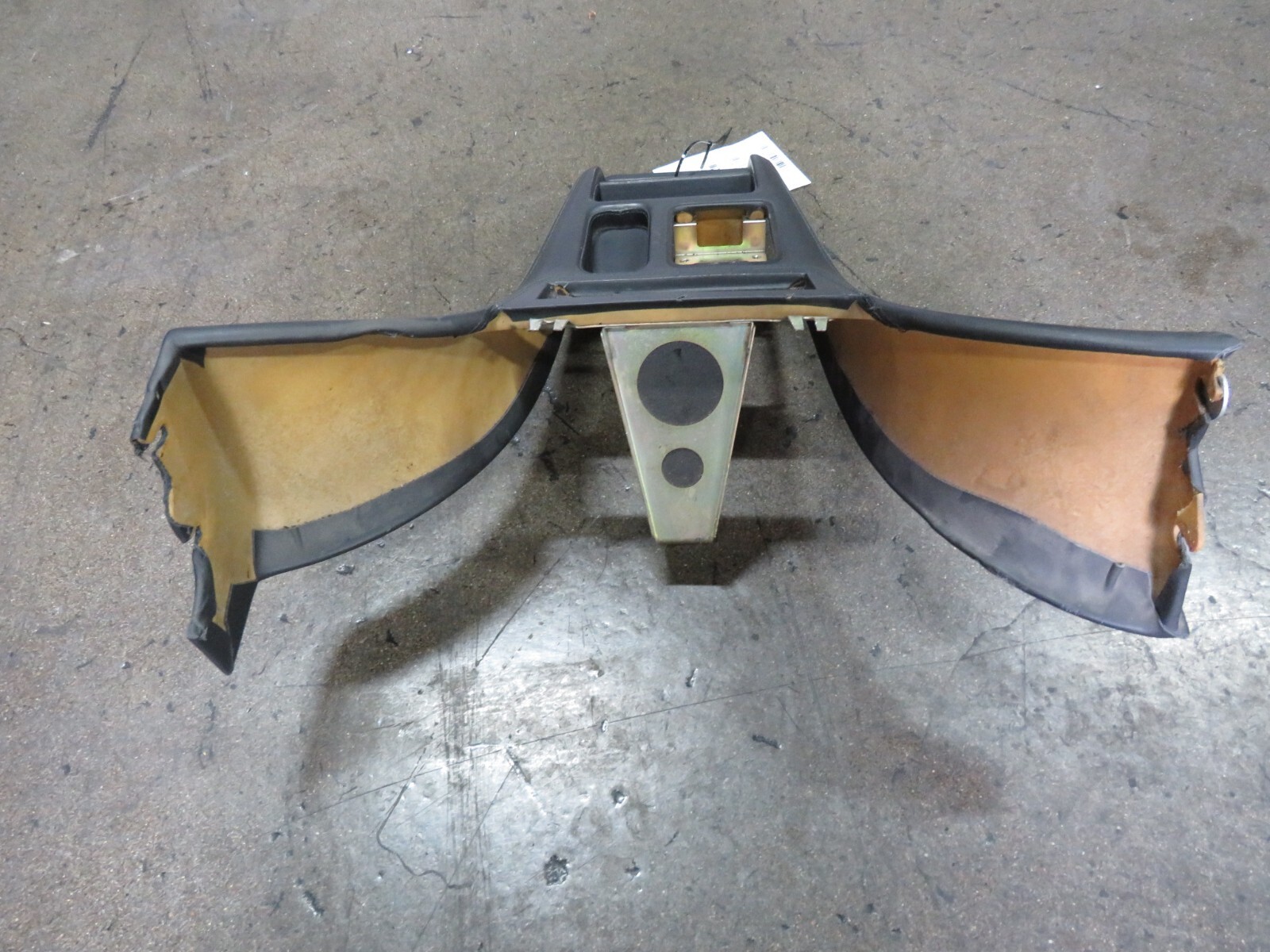 Ferrari 575, Front Console, Used, P/N 66085000