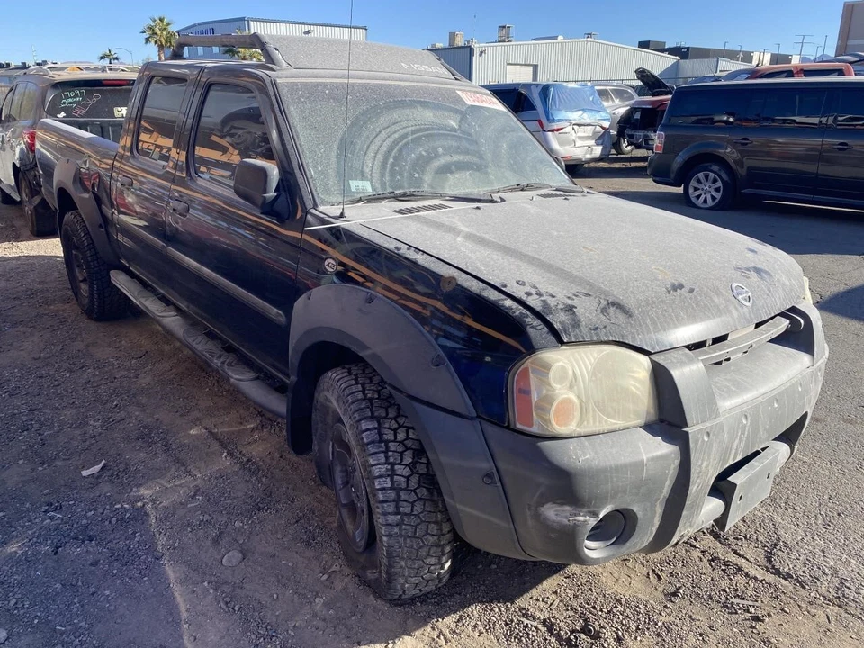 Used Front Right Door Assembly Front fits: 2002 Nissan Frontier electric R. w/o - Image 2 of 4