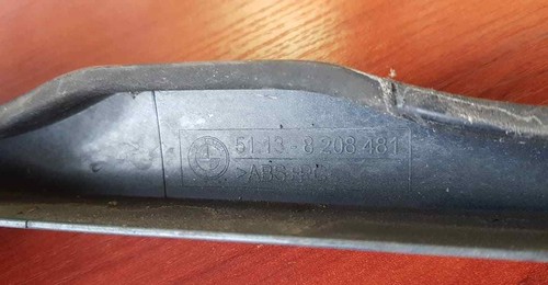 BMW 3ER E46 320D UNTER SCHEINWERFERBLENDE LINKE SEITE 8208481