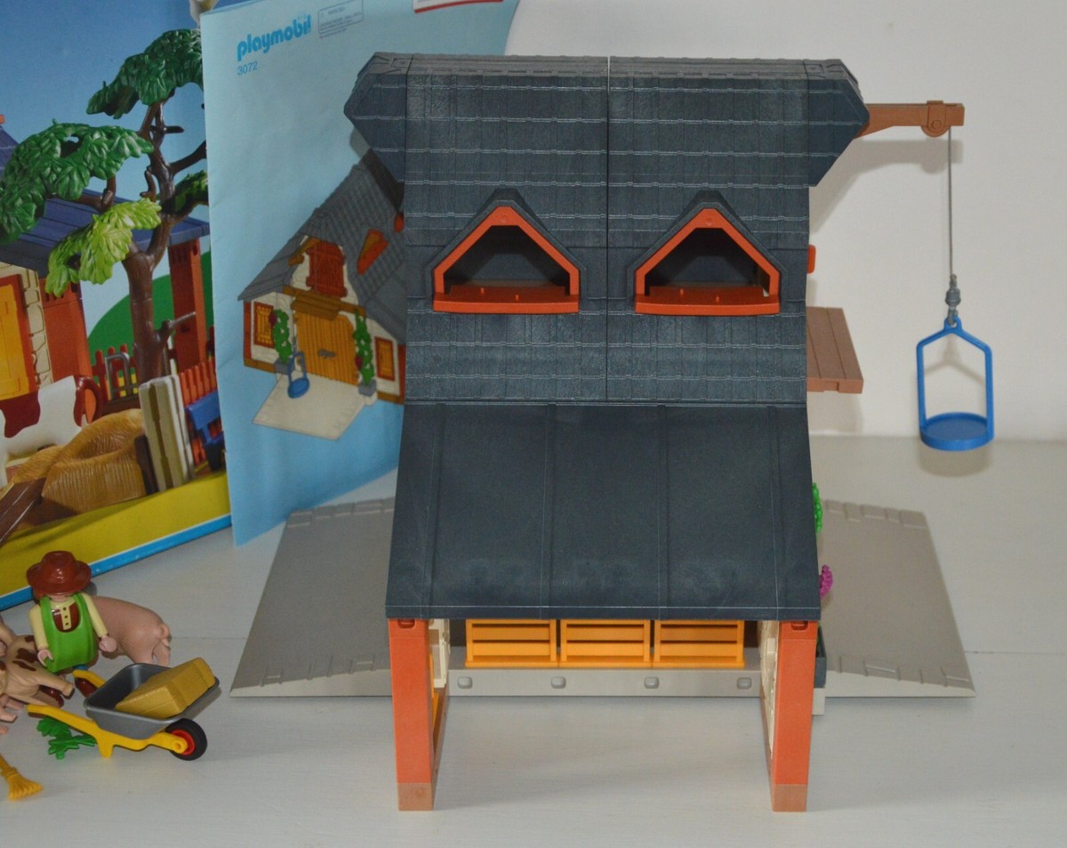 PLAYMOBIL BARN FARM SET VINTAGE 1999 3072 ANIMALS FARMER spares or