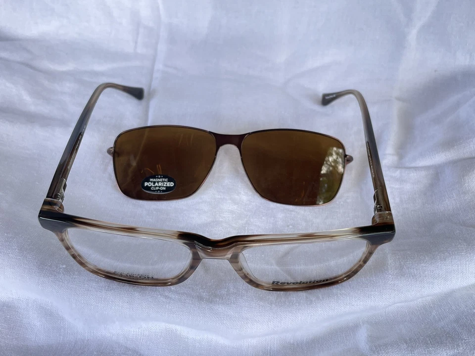 Revolution Kingman Brown 54 x 18 140 mm Eyeglass Frame Case and Magnetic Clip - Image 4 of 4