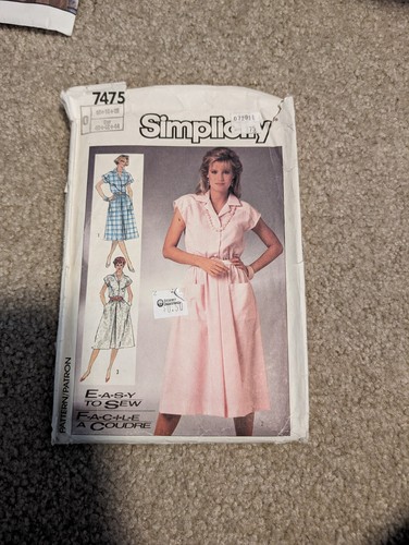 McCall's, Simplicity, Butterick, and Vogue women's patterns - Picture 27 of 176