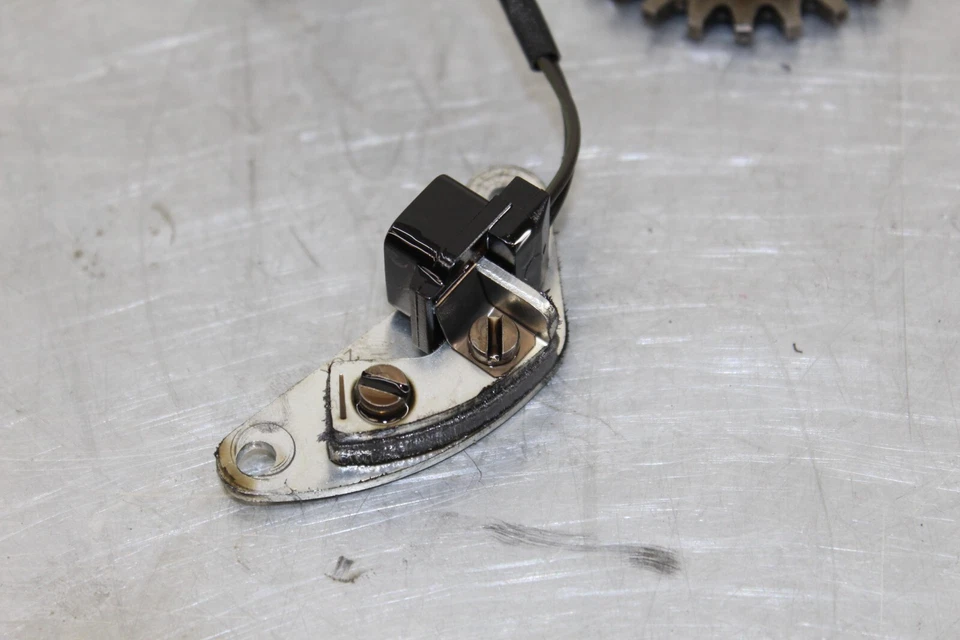 04 05 2005 Suzuki GSXR600 ЗВУКОСНИМАТЕЛЬ КАТУШКА ПУЛЬСАР ДАТЧИК ЗВУКОСНИМАТЕЛЬ - Изображение 2 из 4