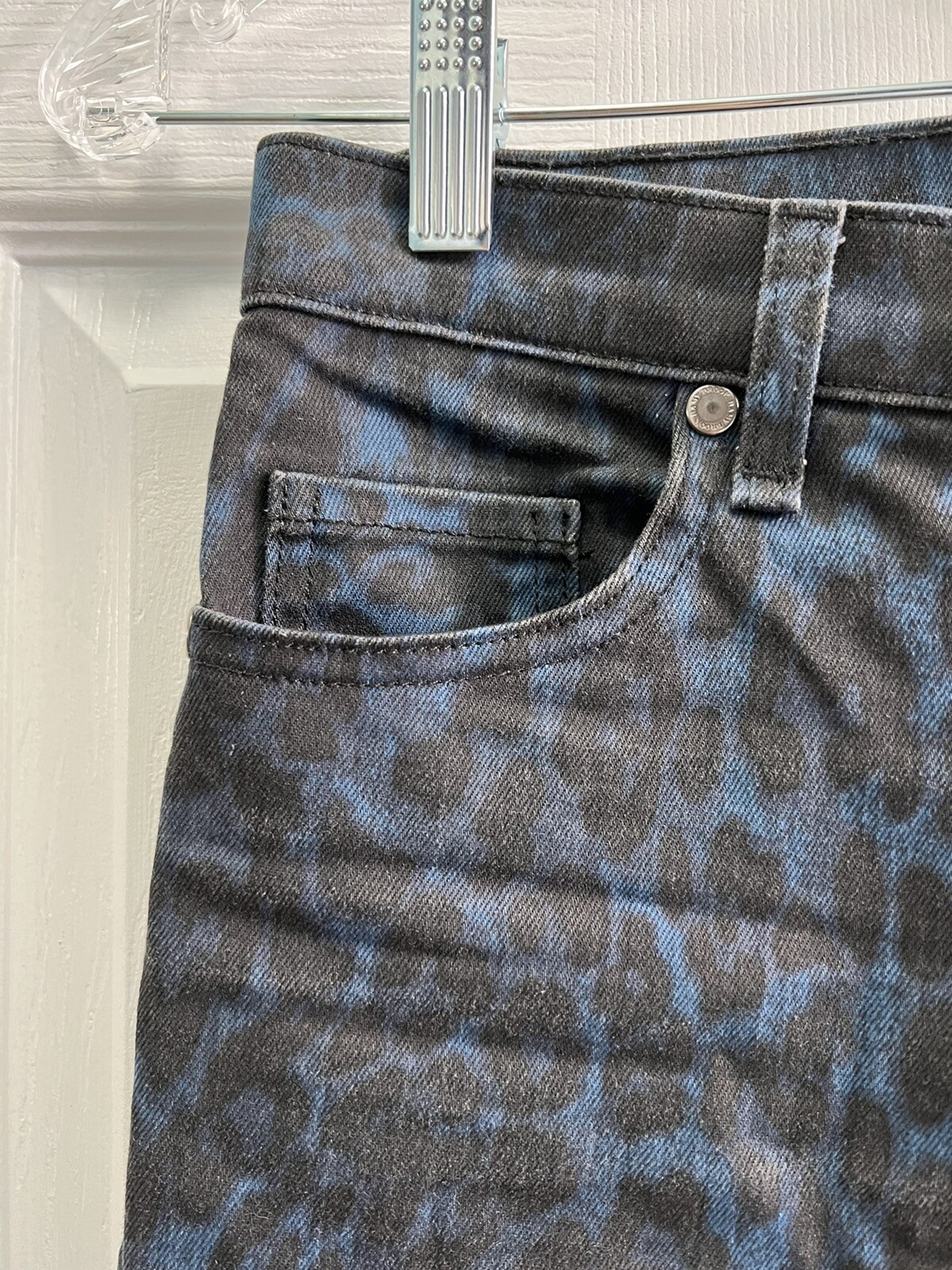 Ramy Brook Women Blue Jeans With Leopard Print Si… - image 6