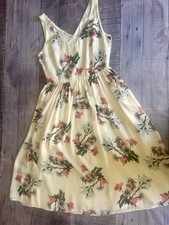 BB Dakota Emeli Rose Garden Printed Reverse Crepon Dress Size 8 Tea Length