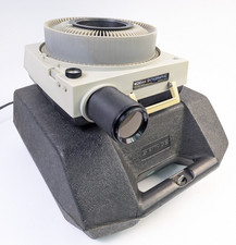 Kodak Ektagraphic Slide Projector Model E-2, Case, Carousel