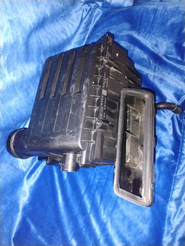 2019–2023 AUDI Q3 ДВИГАТЕЛЬ ВОЗДУХООЧИСТИТЕЛЬ ВПУСКНОЙ ФИЛЬТР КОРПУС КОРОБКА OEM 5Q0129618B - Изображение 2 из 4