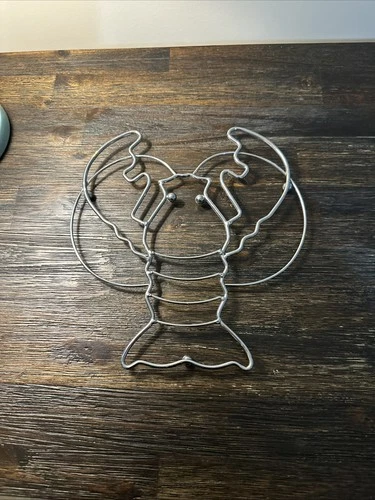 Vintage Metal Wire LOBSTER  Summer Trivet Stand  video thumbnail