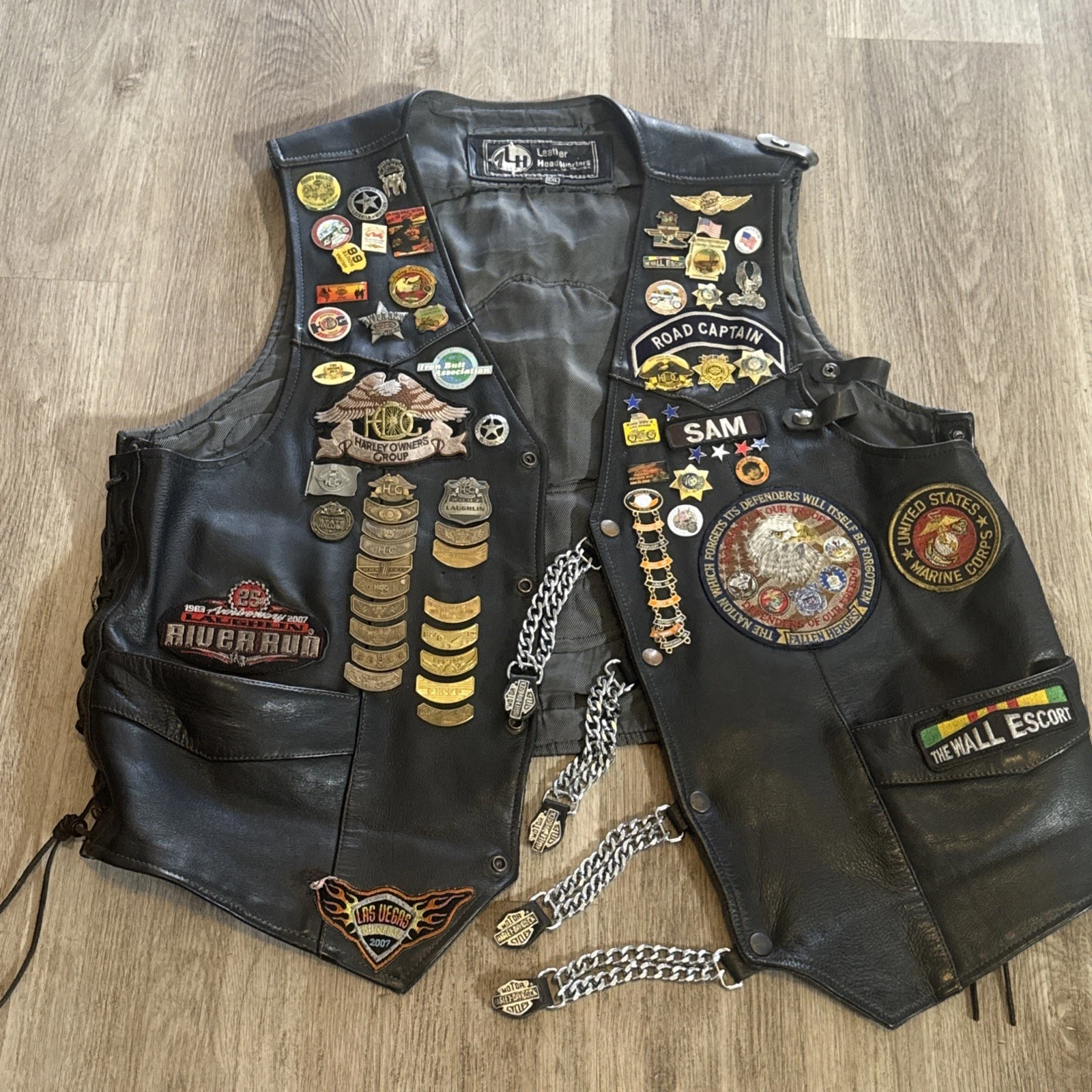 Leather Headquarters Men's Black Motorcycle Vest 2XL Metal Pins & Patches Rare
Opens in a new window