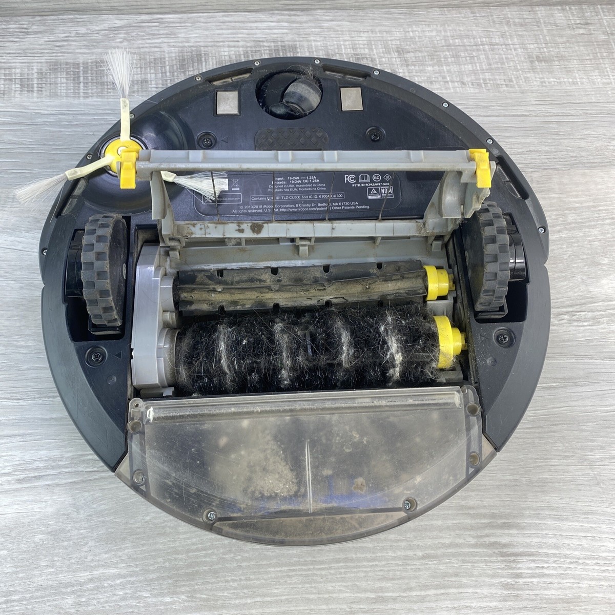 iRobot Roomba 677 Smart Wi-Fi Connected Robot Vacuum - Black iRobot Roomba 677 Smart Wi-Fi Connected Robot Vacuum - Black