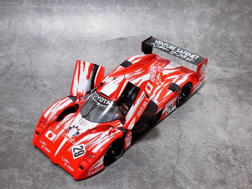 AUTOart 1/18 TOYOTA GT1 TS020 #29 729593 - Picture 2 of 8