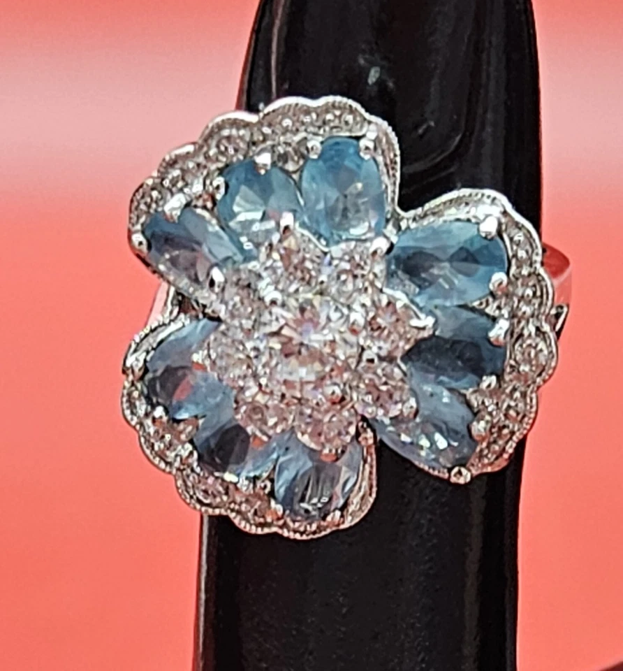 Anillo Nolan Miller cristales de vidrio azul talla 7 Foto 2 de 4