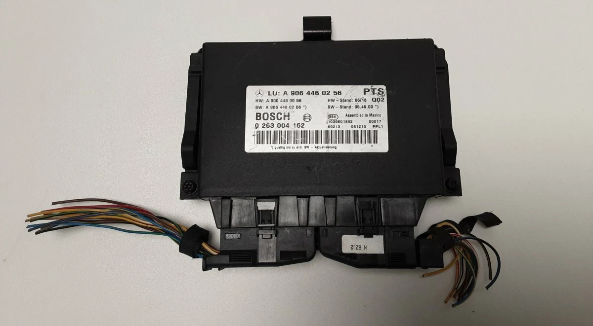 Mercedes-Benz Sprinter W906 Gearbox Control Unit A9064460256  