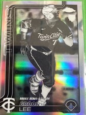 2025 Topps Chrome Update  - Rookie Debut Brooks Lee #USC6 Sepia Refractor (RC)