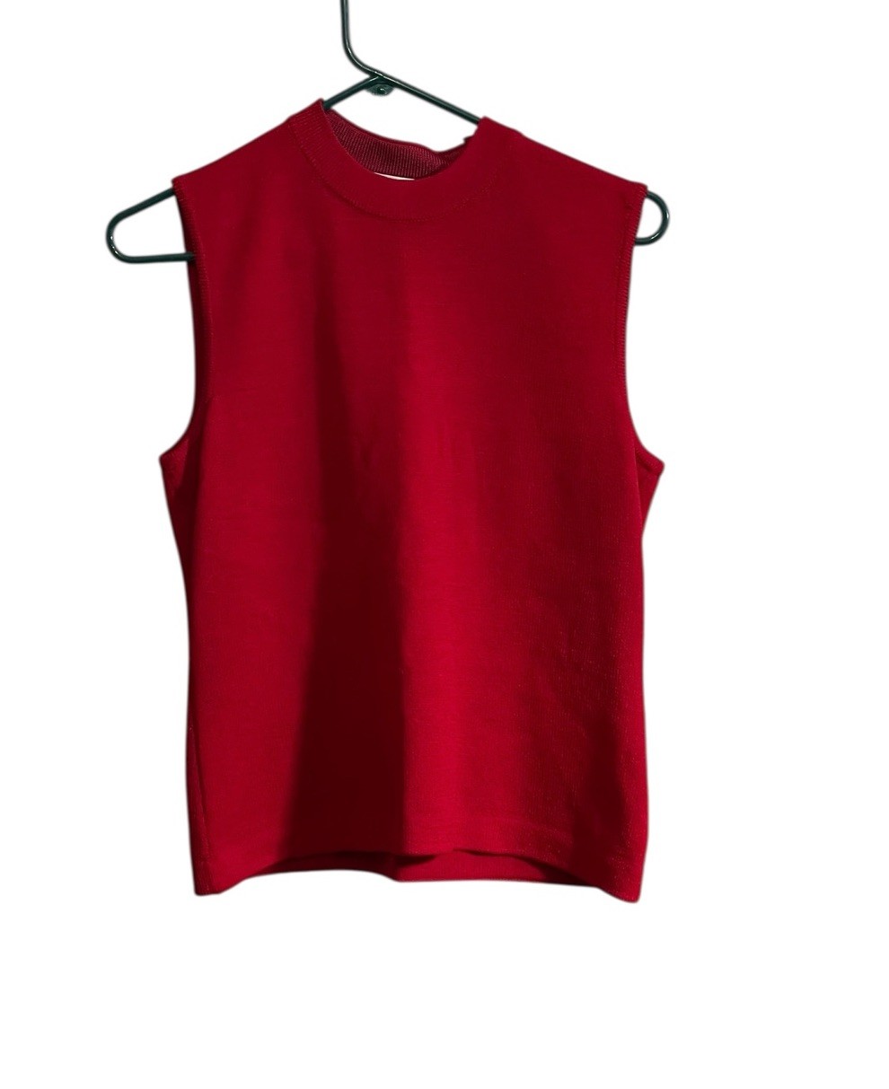 ST. JOHN Sz Small Pet Red Mock Neck Sleeveless Knit Sweater Capsule Layering