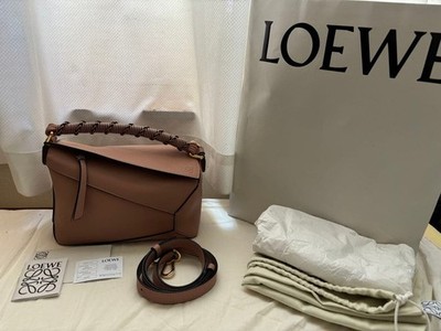 Super schöner Artikel   Loewe Puzzle Edge kleine Umhängetasche